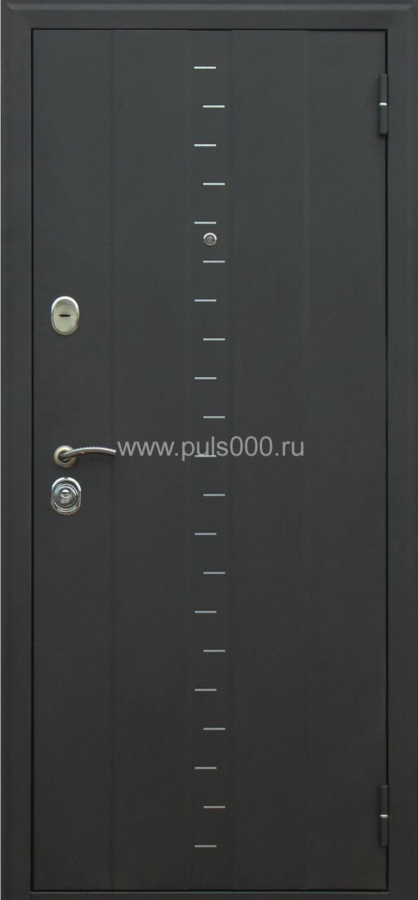 Уличная металлическая дверь UL-1768 утеплённая, цена 39 000 руб. Уличная металлическая дверь UL-1768 утеплённая, цена 39 000 руб.